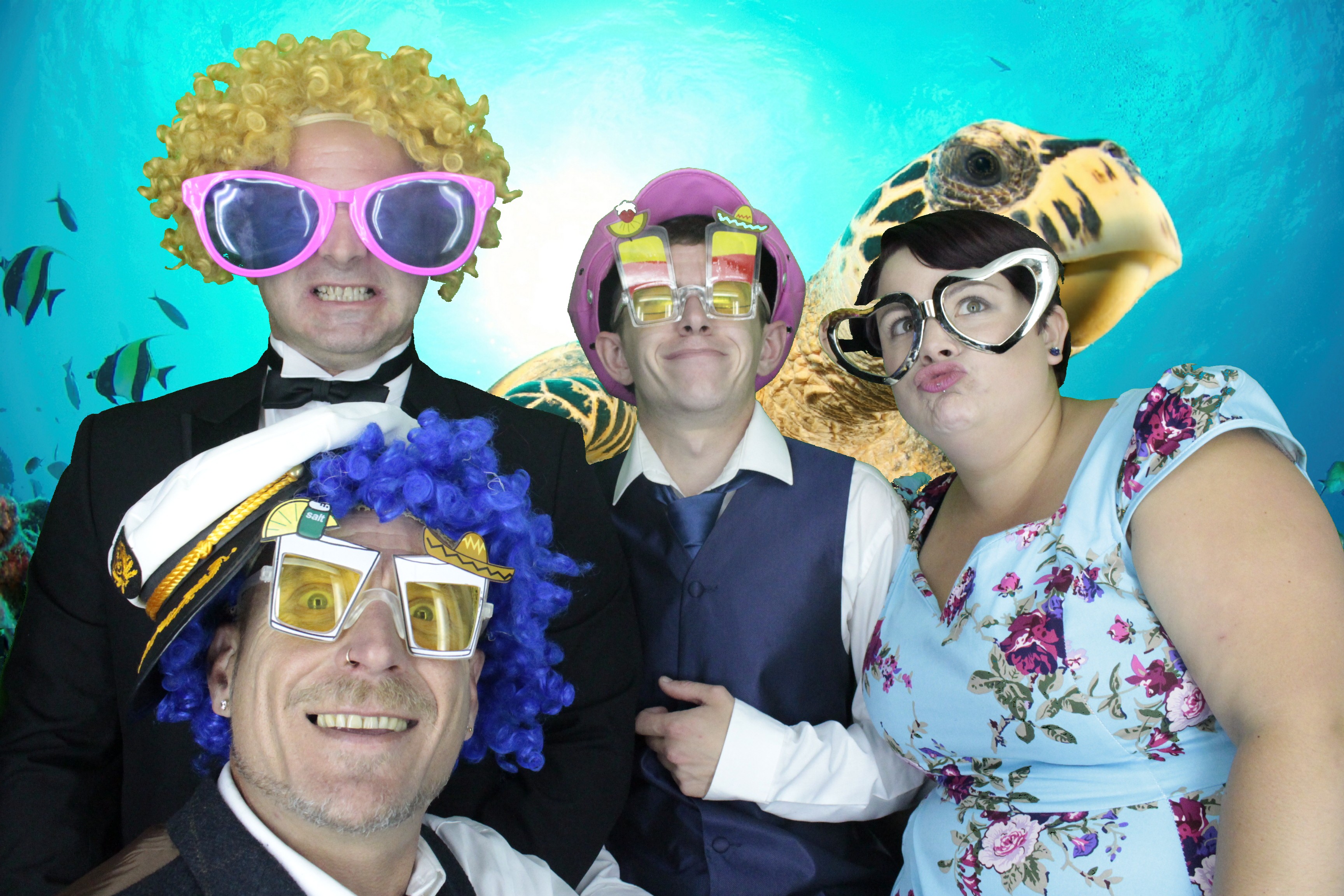 Mr & Mrs Hillier | View more photos from the event at gallery.myphotoboothexperience.co.uk/u/MyPhotoBoothExperienceLtd/Mr-Mrs-Hillier